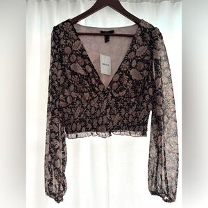 NWT Crop Top W/ Sheer Sleeves L